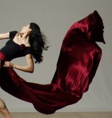 Nejla performes with Danza Concierto in Medellin