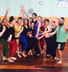Dancing Around The World - San Salvador